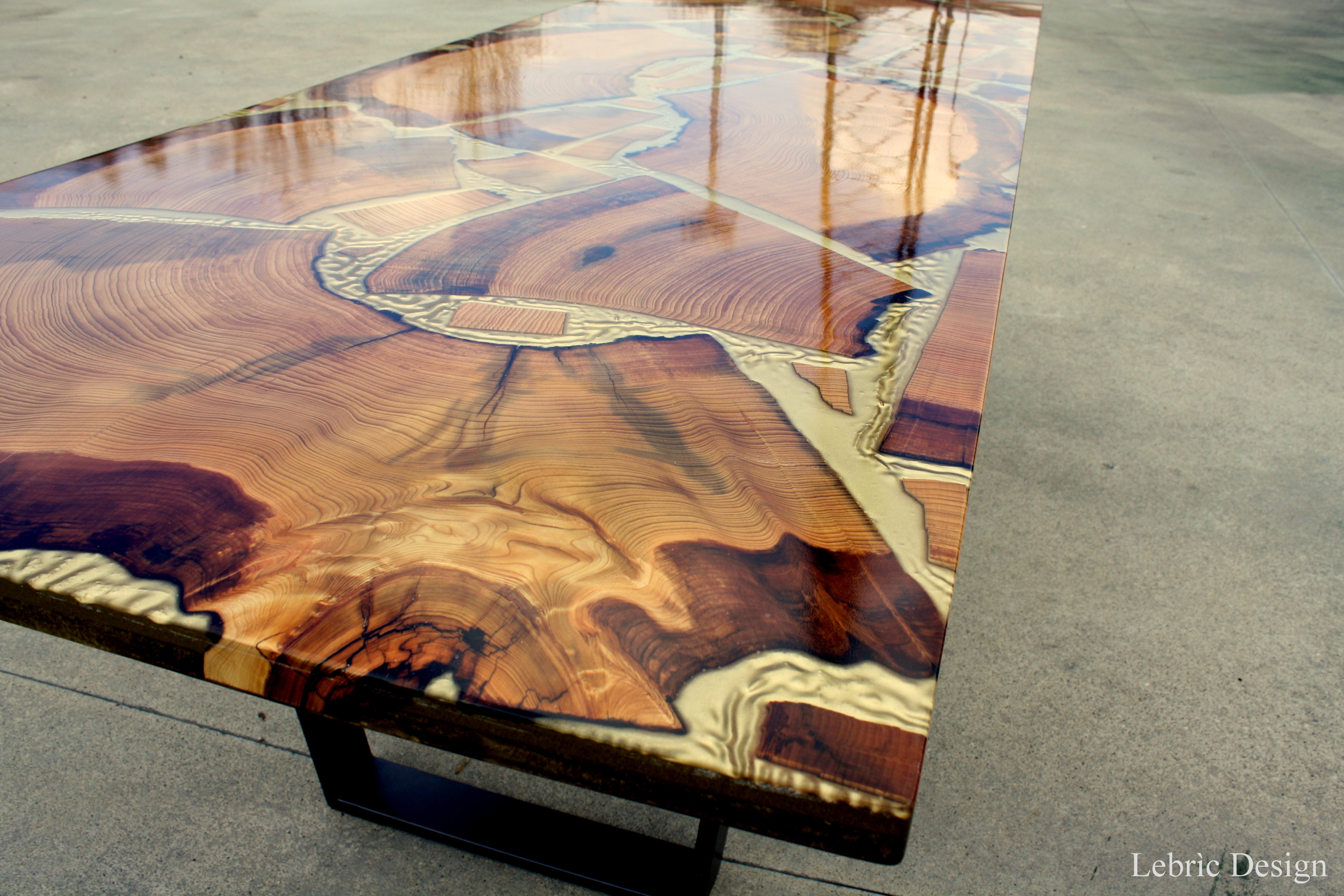 Tavolo in resina e legno - Gold