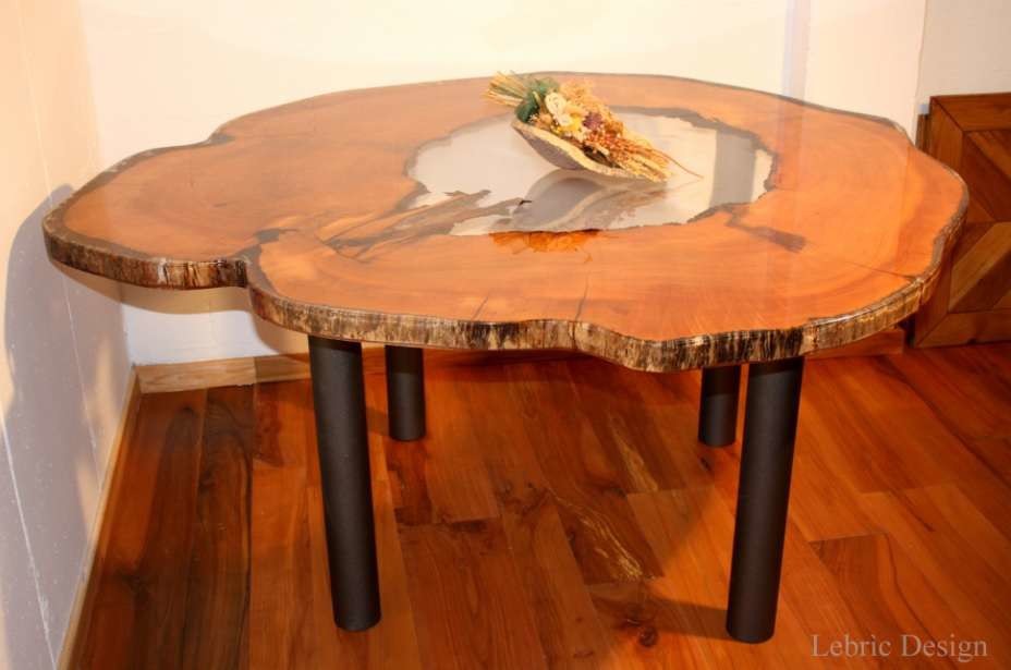 Tavolo in resina - Cedro