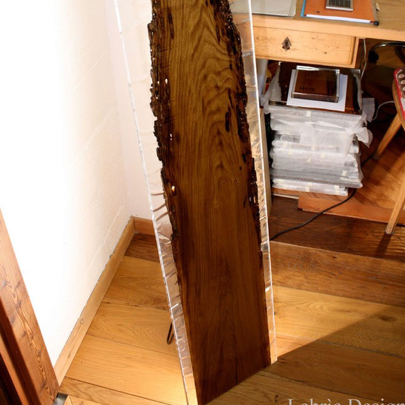 Lampada a led in briccola