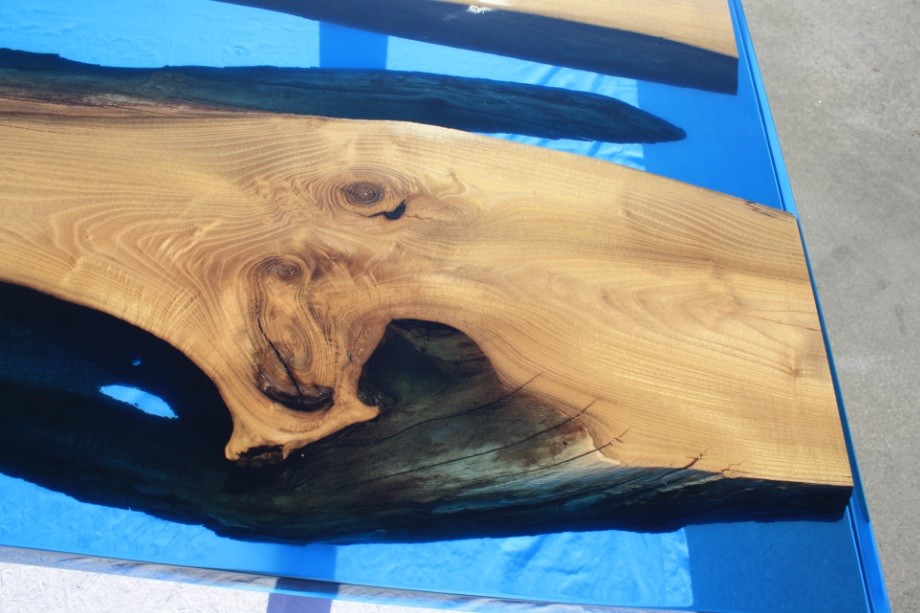 Tavolo in resina - Danubio