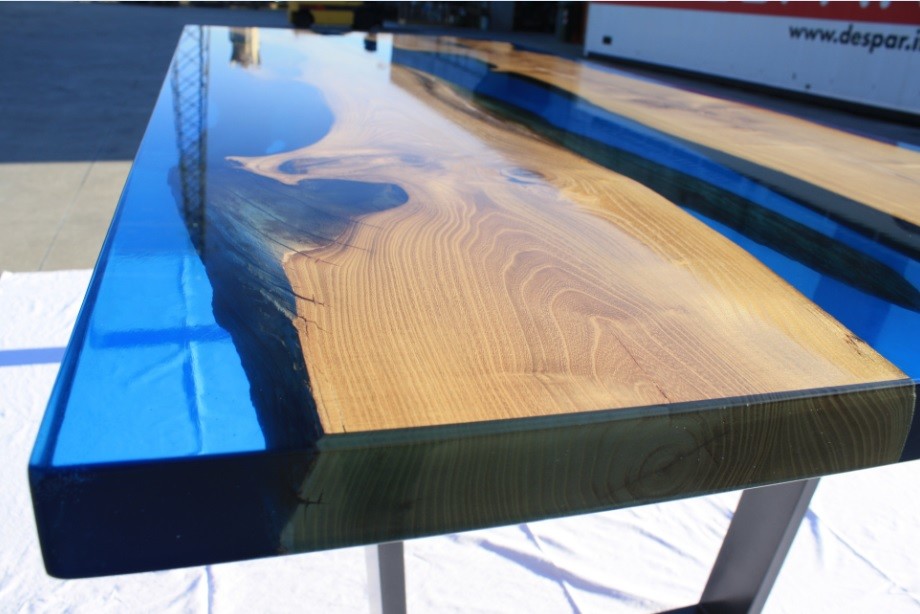 Tavolo in resina - Danubio