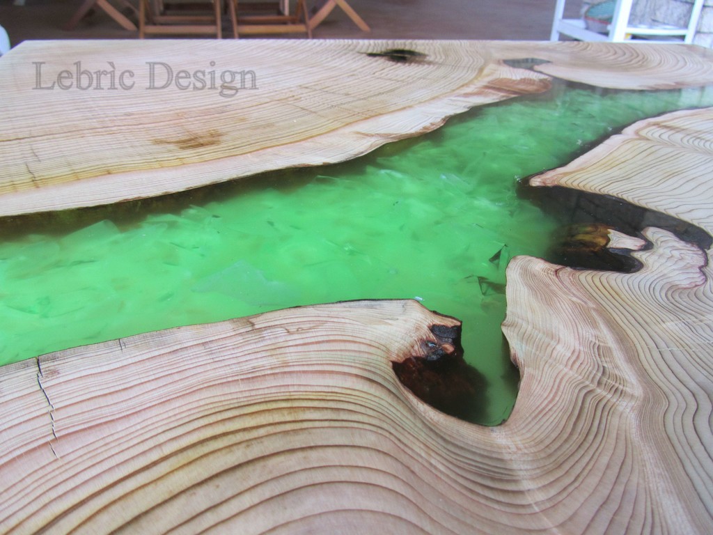 Tavolo in resina - Green Light