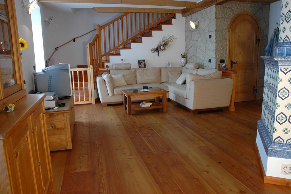 Legno antico: Larice antico cerato