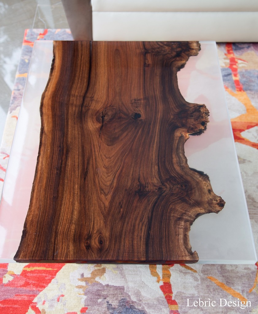 Tavolo in resina - Noce