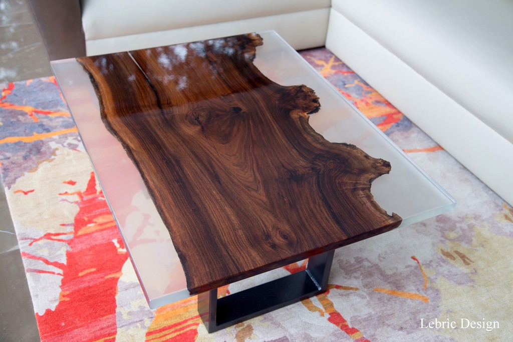 Tavolo in resina - Noce