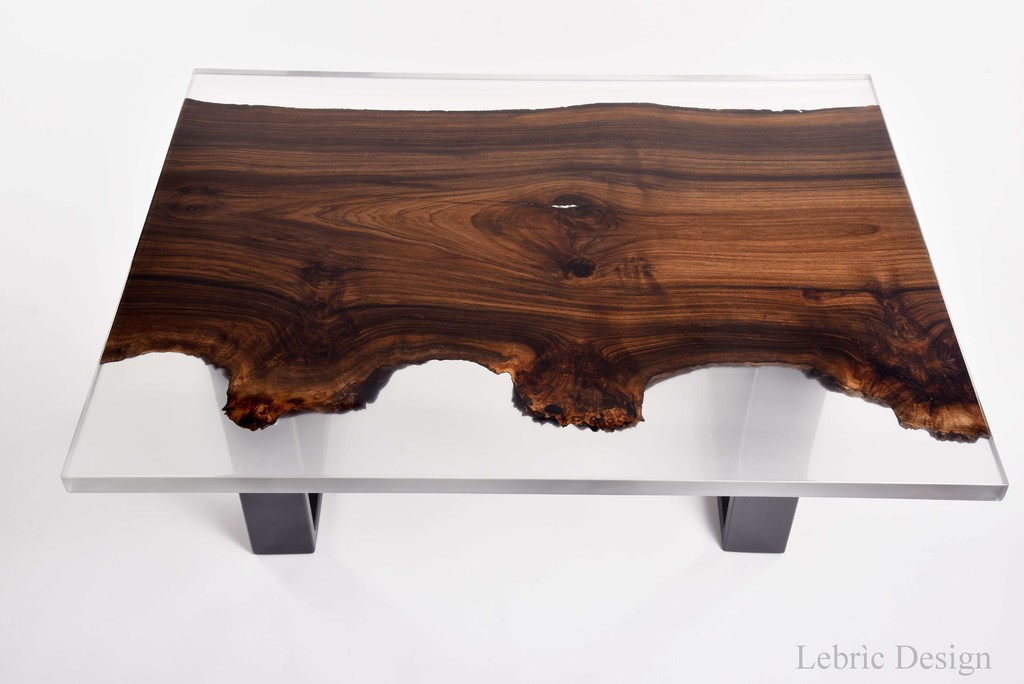 Tavolo in resina - Noce